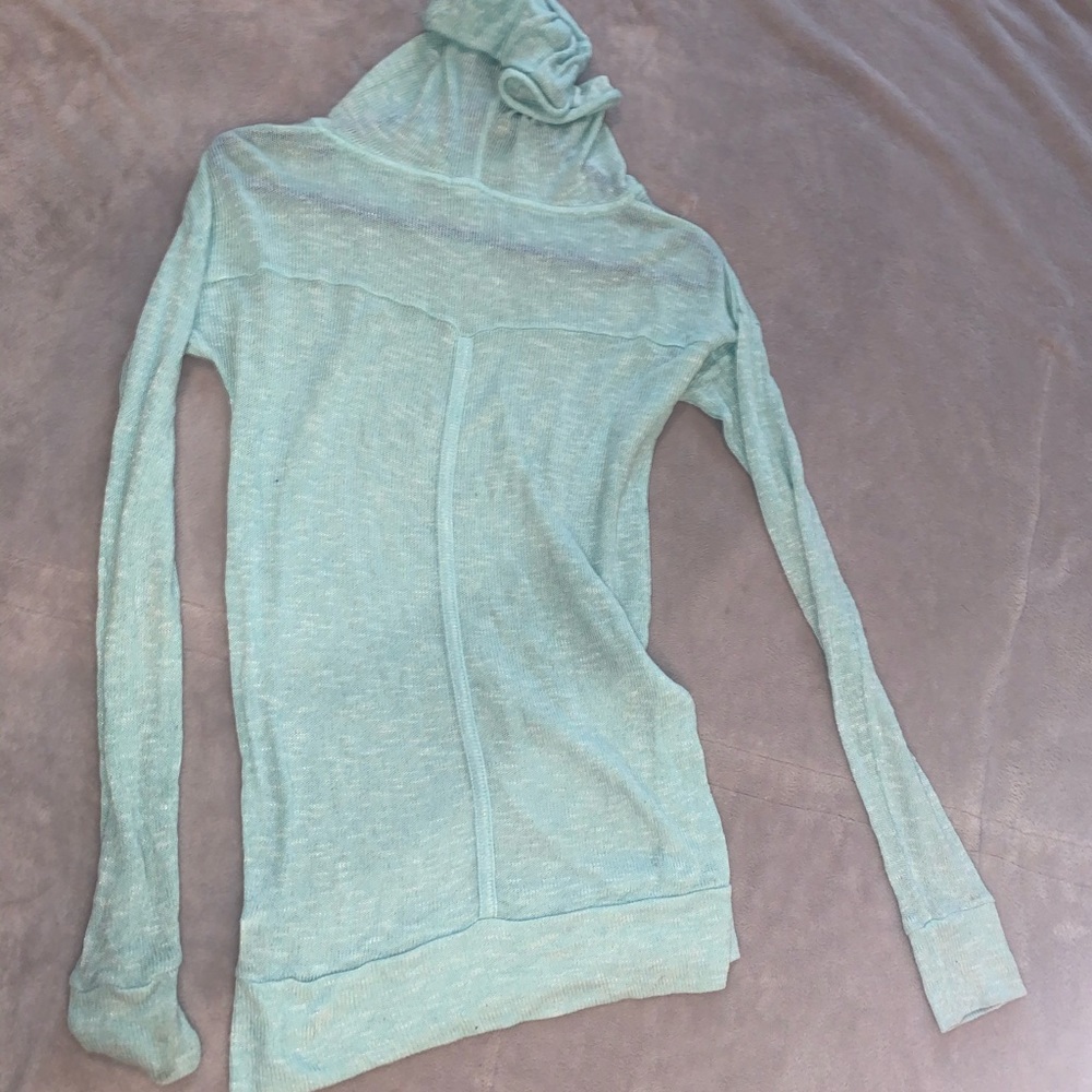 Sweater - Picture 4 of 4